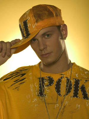 [x] Matt Pokora [x]