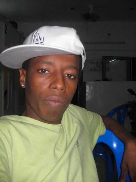 a la sLiM ShAdY